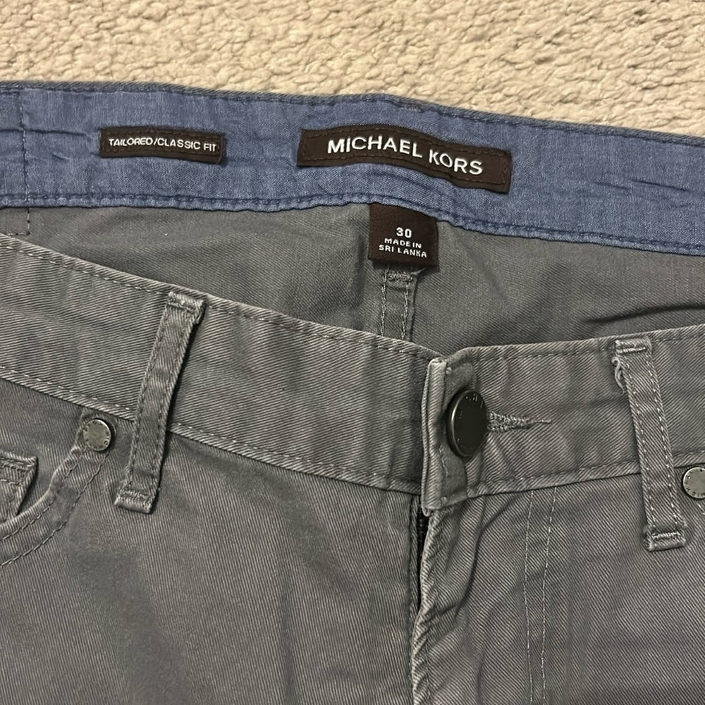 Michael Kors tailored classic fit pants. 30x30